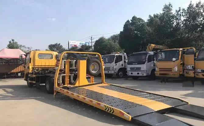 米易汽车中途维修案例